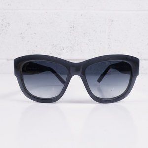Chloe Sunglasses Black Gradiant Lens Made in France Side Logo